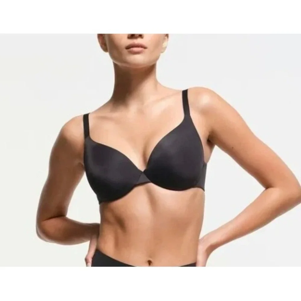 SKIMS Smoothing Intimates Full Coverage Lightly Lined Bra Onyx Black 34B‎
